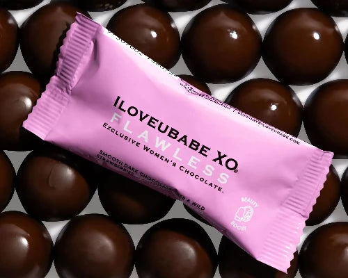 ILOVEUBABE XO® FLAWLESS

SMOOTH DARK CHOCOLATE, FREE & WILD STRAWBERRIES + COLLAGEN INFUSION XO